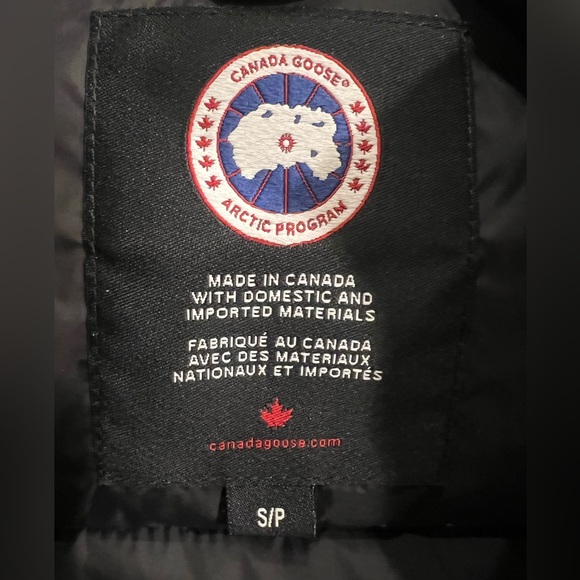 NEW Canada Goose freestyle vest size small - Picture 3 of 5